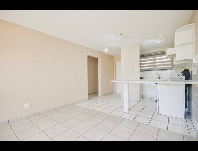 2 BEDROOM APARTMENT RENTED IN NORTHCLIFF